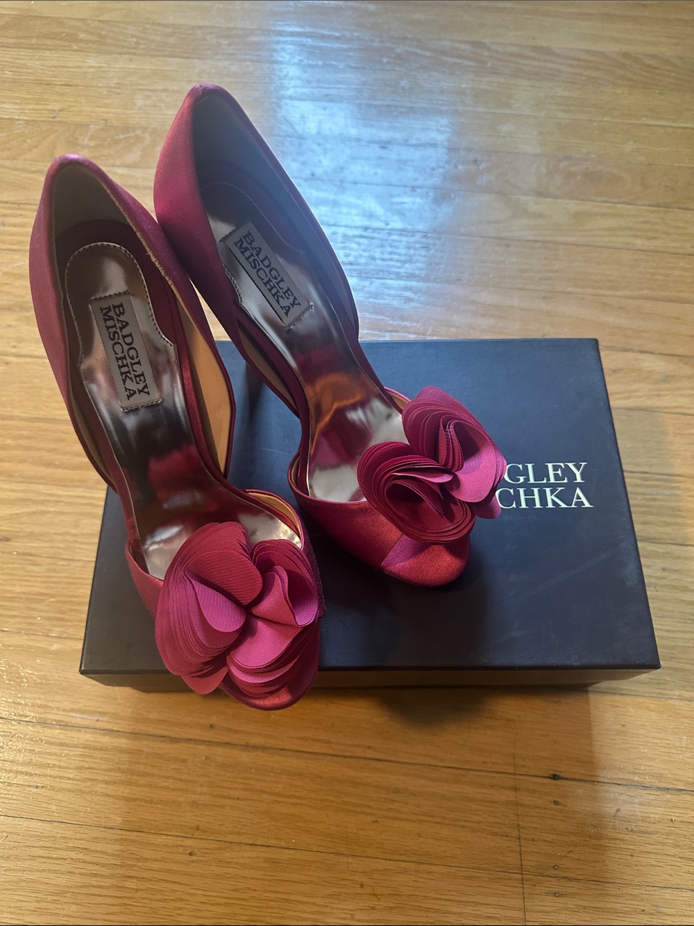 Badgley Mischka Randall Rossat 7.5 Hot Pink New